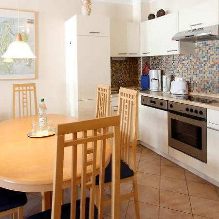 Laetitia By Rujana * Binz