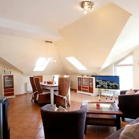 Laetitia By Rujana Apartamento Binz