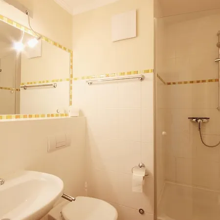 Laetitia By Rujana Binz