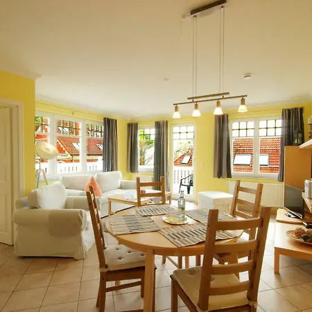 Laetitia By Rujana *